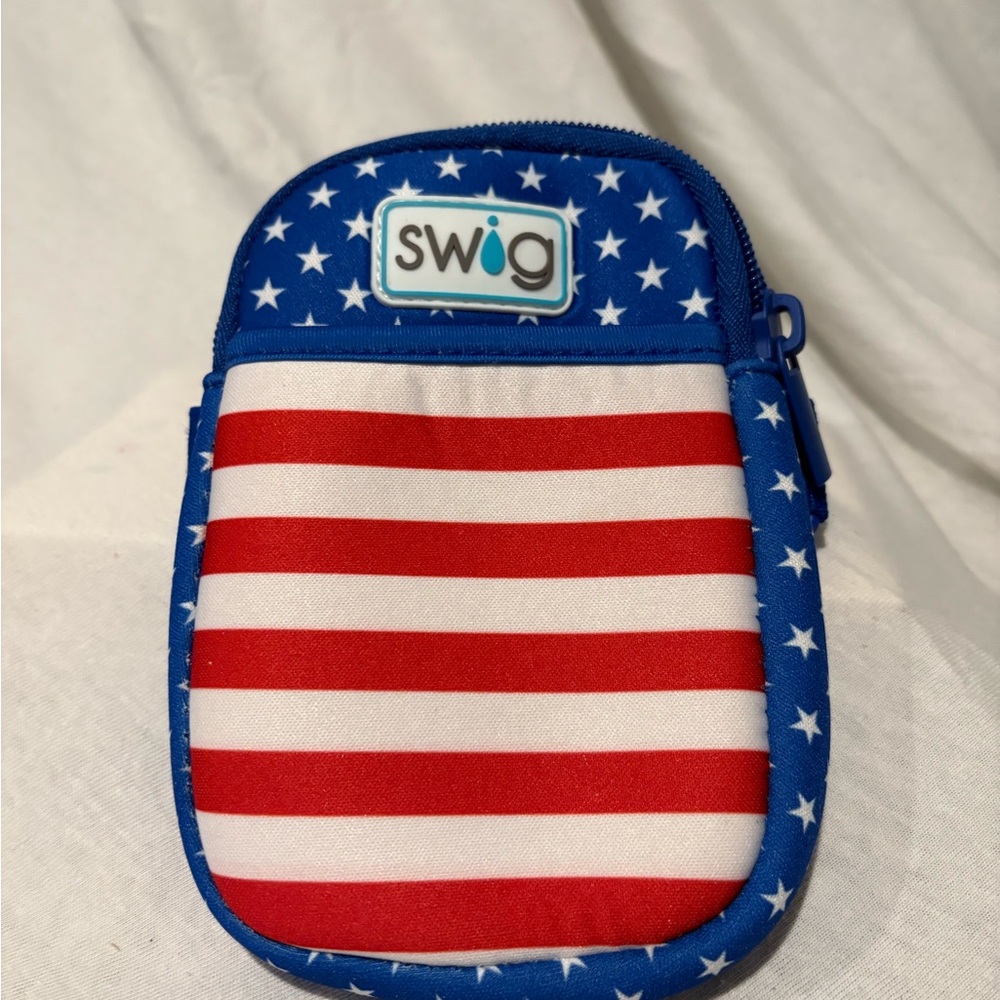 New Swig American Flag Insulated Pouch